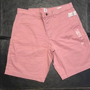 NWT GAP ESSENTIAL KHAKI MEN’S SHORTS
